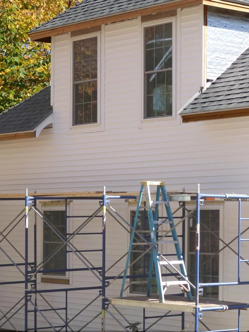 siding contractor
